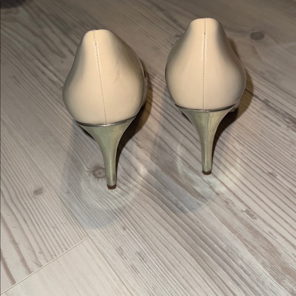 Guess by Marciano Peep Toe Heels, Size 7.5 - Picture 3 of 9